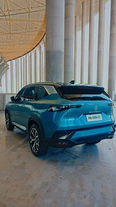 #Renault #Boreal: tecnología avanzada, una experiencia de manejo superior. Sistema multimedia openR link con Google integrado y más de 100 apps disponibles. Iluminación ambiente y modos de conducción con Multi-Sense. Sonido premium con 10 parlantes Harman Kardon®. Y el práctico accesorio YouClip* para sujetar dispositivos como una tablet. Muy pronto. Conocé más; https://www.renault.com.uy/ *Disponible como accesorio. Tablet no incluida | Renault Uruguay