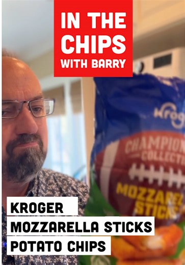 🇺🇸 Kroger Mozzarella Sticks Potato Chips on In The Chips with Barry And we’re wrapping up Justin Week with Kroger’s Mozzarella Sticks flavored potato chips. This seems like a no brainer, I mean mozzarella sticks are tasty and that flavor seems like it’d go great with potato chips. #fyp #inthechipswithbarry