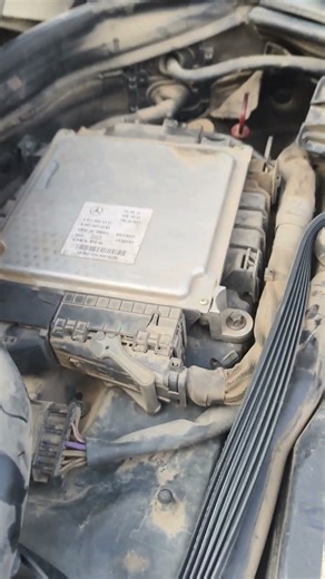 Mercedes-Benz C class 220 starting song