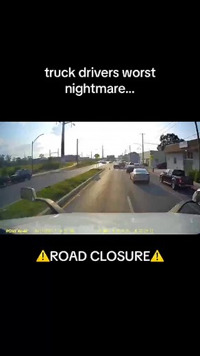 69K views · 352 reactions ｜ “No trucks” detour with a 43 foot trailer, had just enough space💪 (7246222643056348462) ｜ Dennis Ruffin-567952492806867 | NBA BASKETBAll