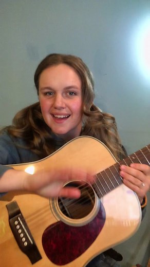 Smoooooke on the wattter! An essential beginner guitar riff that uses the two center strings of the guitar. #beginnerguitar #beginnerguitarlessons #easyguitar #guitartutorial #guitarforseniors #guitarforbeginners #musiclessons #onlinelesson