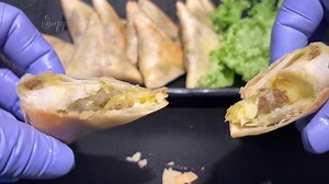 85K views · 3.9K reactions | ซาโมซ่าไส้เนื้อสับ Samosa with minced...