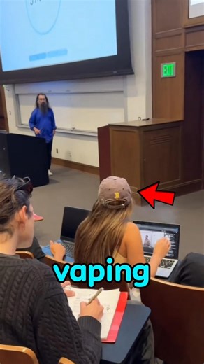 Student Gets Caught Vaping And Using AI During Exam 😳📱