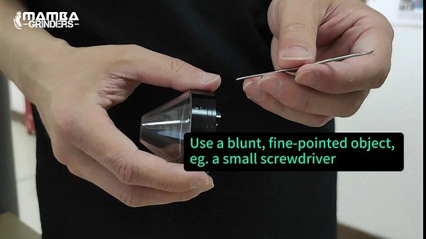 Mamba Grinders Electric Spice & Herb Grinder for the Kitchen. Easy to Use USB Rechargeable Grinder, 2g Green