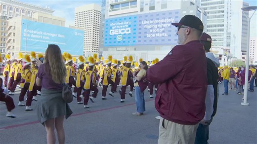 Rate Bowl brings football fans and big business to downtown Phoenix