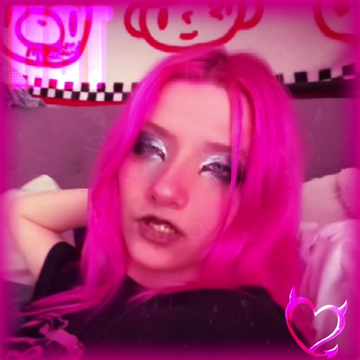 I will always love succubus/succubus themed characters. Might have to go back to pink hair. Miss it. #succubus #fyp #hotpink #succubusbabe #succubustattoo