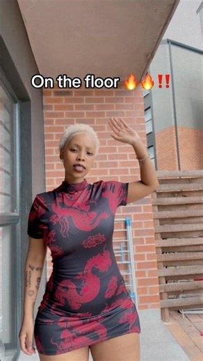 On the floor , new music 🔥🔥🤞🏽 #amapiano #dj