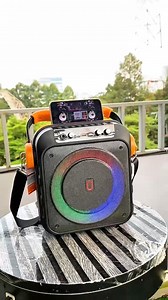 2.8K views · 7 comments | loa có đèn led RGB zá mềm hôm nay | Mạnh Tiến - micthuamgiabuon.vn | Facebook