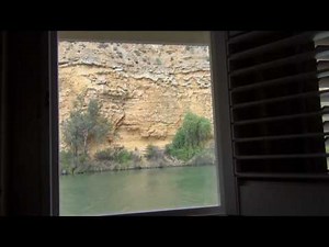 Murray Princess (clip 3) - accommodation