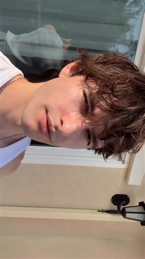 Darrell Jones on Instagram: "Sun was in my eyes #explore #model #fashionmodel"