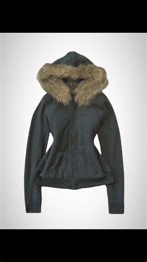 Bio #streetwear #y2k #y2kaesthetic #foryoupage #teesgoods | streetwear tees goods