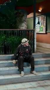 El multiverso vecinal existe 😂 Mi pobre vecino 👀😎 #Vecinos | Televisa Comedia