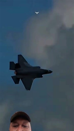 Insane Fighter Jet Maneuvers to be amazed#military #shorts #airforce #f16