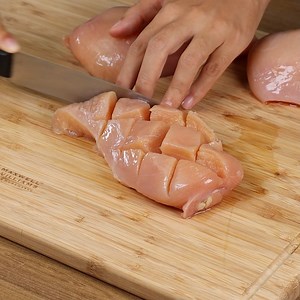 Cette recette de poulet est tellement délicieuse que je la cuisine presque tous les jours. | Super Recettes