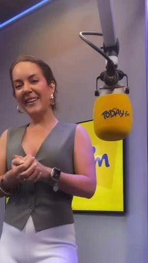 4.4K views · 113 reactions | TUNE IN to the Country Hits Show at 10PM on Today Fm  鸞 | Clodagh Lawlor Music | Facebook