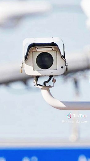 📹 Vom instala peste 1000 de noi camere de supraveghere în oraș pentru descuraja comportamentele antisociale și pentru a putea dovedi eventualele ilegalități comise. #camerevideo #graffiti #politia #streetphorographer #brasov #romania