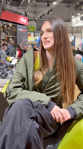🏍️✨ Suzuki & Moto Guzzi Promo Models Shine at the Motorshow! ✨🏍️