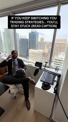 Two losses… and you switch. One red week… and you switch. You’re not failing because the strategy doesn’t work. You’re failing because you never give it time to work. Here’s what constant switching does 👇 1️⃣ You Never Build Data No sample size = no real feedback. 2️⃣ You Never Master Execution Every strategy feels “hard” when you’re still a beginner at it. 3️⃣ You Reset Your Confidence Every Week You’re always starting over. 4️⃣ You Don’t Know If the Problem Is the Strategy… or You 5️⃣ You Avo