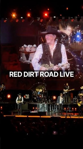 Brooks & Dunn Perform “Red Dirt Road” Live