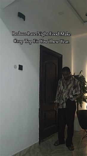 Crop Top Fashion Tips for a Confident Year