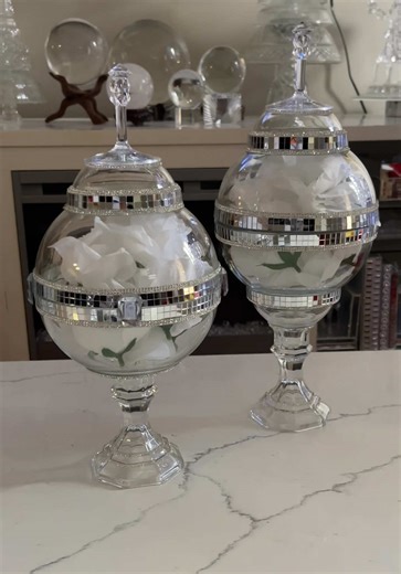 New Dollar Tree DIY Find the full detailed tutorial on my YouTube Channel called ‘Beverly’s Stunning Creations’ along with 13 years of Glam DIY’s! #diy #diyproject #dollartree #glam #f