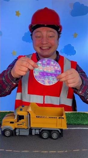 Oops, Too Much Toothpaste! 🪥 Pop It Trick for Kids #fun #shorts