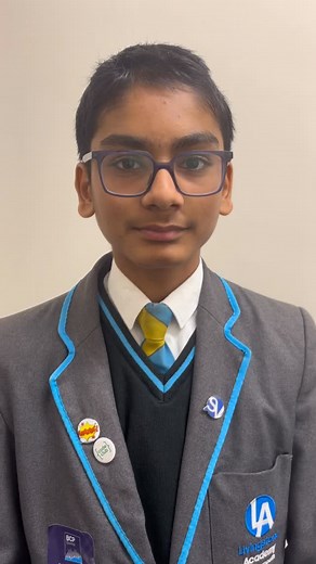 🚸🎤 Our young people have important things to say, and today we hosted local school children at the BCP Council Civic Offices for workshops and a debate session in the Council Chamber. The sessions helped them learn and practice debate skills to help them express themselves with confidence. Looks like we’ve definitely got some future politicians in the making here today 👏🏻 | BCP Council