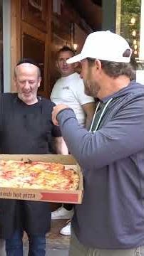 Dave Portnoy Still Isn't Completely Sure Who Owns This Pizza Place