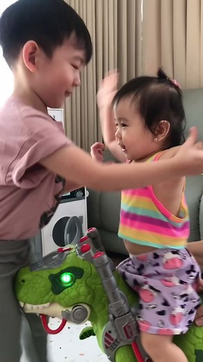 Dinosaur Cavalry Kick Scooter for Kids - Educational Toy Recommendation