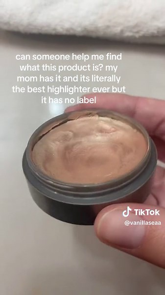 Identifying the Best Highlighter: Prescriptive Makeup Mystery