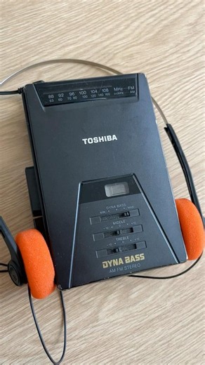 Toshiba KT-4021 cassette player