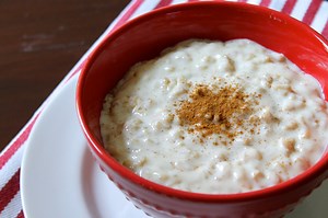 Deliciosa receta de avena con leche y canela súoer cremosa