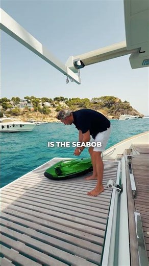 There’s no better way to spend a day at sea than playing in the water 🌊