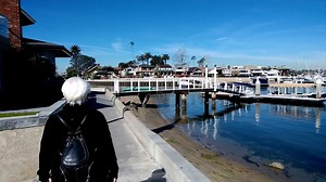 A walking tour of beautiful Balboa Island in Newport Beach California - Italian Food