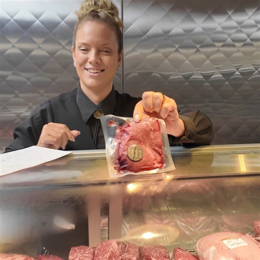 I visited the legendary Taste of Texas restaurant in Houston to experience what Texan hospitality and flavor are all about. From massive hand-cut steaks to perfectly seasoned sides and a Texas-sized salad bar, this spot delivers an unforgettable Lone Star experience. #TasteOfTexas #TexasFood #Steakhouse #HoustonEats | Strictly Dumpling