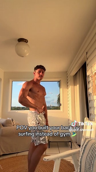 Build Your Back Muscles Through Surfing Techniques