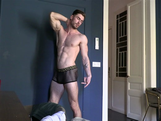 Craig Marks Fire Breathing and Ariel Acrobatics!