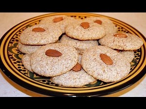 Moroccan Almond Macaroons Recipe - CookingWithAlia - Episode 56