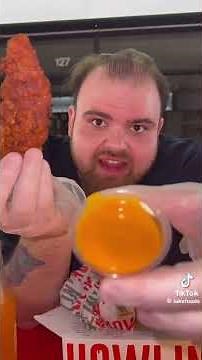 Howlin Rays Review with ‪@lukefoods‬ And His Brother ‪@howlinrays6099‬