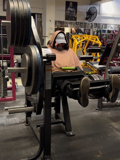 Christian Kuess on Instagram: "Lower + Arms today. Productive session — but training legs with a chest strain actually is not that easy, haha. Tomorrow I‘ll need the rest day to heal up the tissue bit more. This time I‘ll take a much more sensible approach when it comes to my strain recovery. Changed the hyperextension today to a purple band with added plates. Feels good not having to put together six to eight plates to adequately load that pattern. Will keep this for now, legs are fried despite