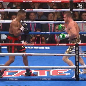 Canelo Alvarez's head movement is out of this world 💯 Watch #CaneloKovalev on DAZN | Golden Boy Boxing