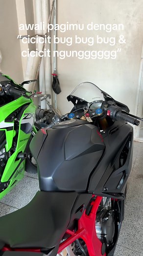 Awali Pagimu dengan Cicicit Bug Bug Bug: CBR250RR & ZX-25R Suara Mesin