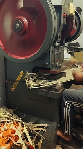 Shoe inner making a Press Machine | Lahori Made Shorts