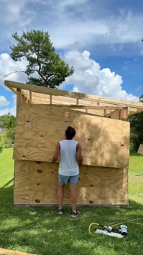 1.9M views · 18K reactions | My shed is twerking 勞 #shed #storage #asmr #diy #diyproject #diyprojects #backyardvibes #diyhomeprojects #outdoors #diyhome #budgetfriendly #gardenshed #kendinyap | The Navage Patch | Facebook