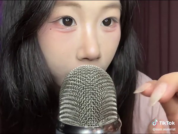 ASMR Giấc Ngủ và Thư Giãn với Âm Thanh Nước Bọt
