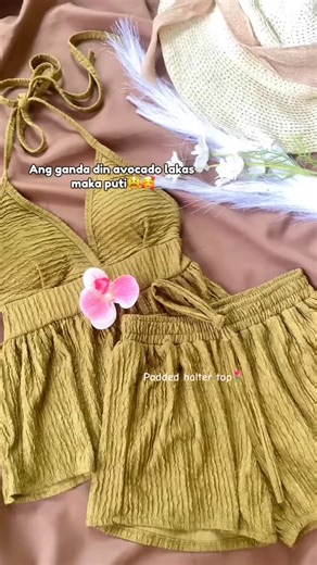 V neck padded halter top🥰 Shopee: https://s.shopee.ph/1qUDCLv5uL Lazada: https://c.lazada.com.ph/t/c.cJXRSg | Aesthetic Collection