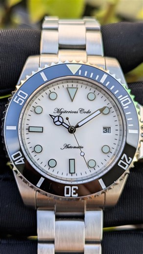 Mysterious Code - Submariner #donghonam #homagewatch #mysteriouscode