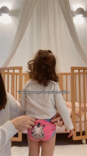 Η εκπαίδευση στην τουαλέτα γίνεται ευκολότερη για όλους! 🙌 Τα εκπαιδευτικά βρακάκια zoocchini έχουν ιδανική εφαρμογή και άνεση, ώστε το παιδί να νιώθει ελεύθερο και να μαθαίνει μόνο του πότε πρέπει να πάει 🚽💪. Με σχεδιασμό που ανθεκτικά στο μικρό ατύχημα αλλά επιτρέπει την αίσθηση του υγρού — ιδανικά για κάθε στάδιο potty training 👌🧼🌈 | moms.gr