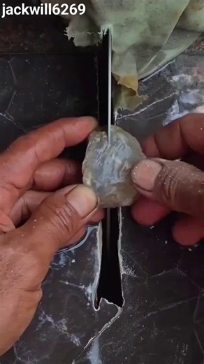 Witness the divine artistry in creation. A single agate crystal carries patterns no human hand could design. In every layer, there is a sign of the Creator’s precision and power. “Our Lord, You did not create this in vain.” - Qur'an