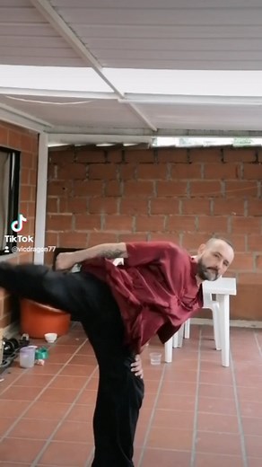 El. Kung fu y las artes marciales tradicionales son aplicables. Clases información al: 3002880070 #kungfu #martialarts #wushu #wingchun #mma #fitness #shaolin #kickboxing #boxing #brucelee #taichi #selfdefense #ipman #training #judo #kungfulife #shaolinkungfu #fight #bjj #wingchunkungfualmeria | Kung Fu y Tai Chi